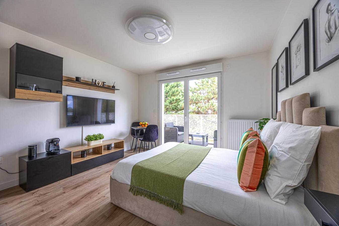 Studio Entre Paris & Disneyland Noisy-le-Grand Eksteriør bilde